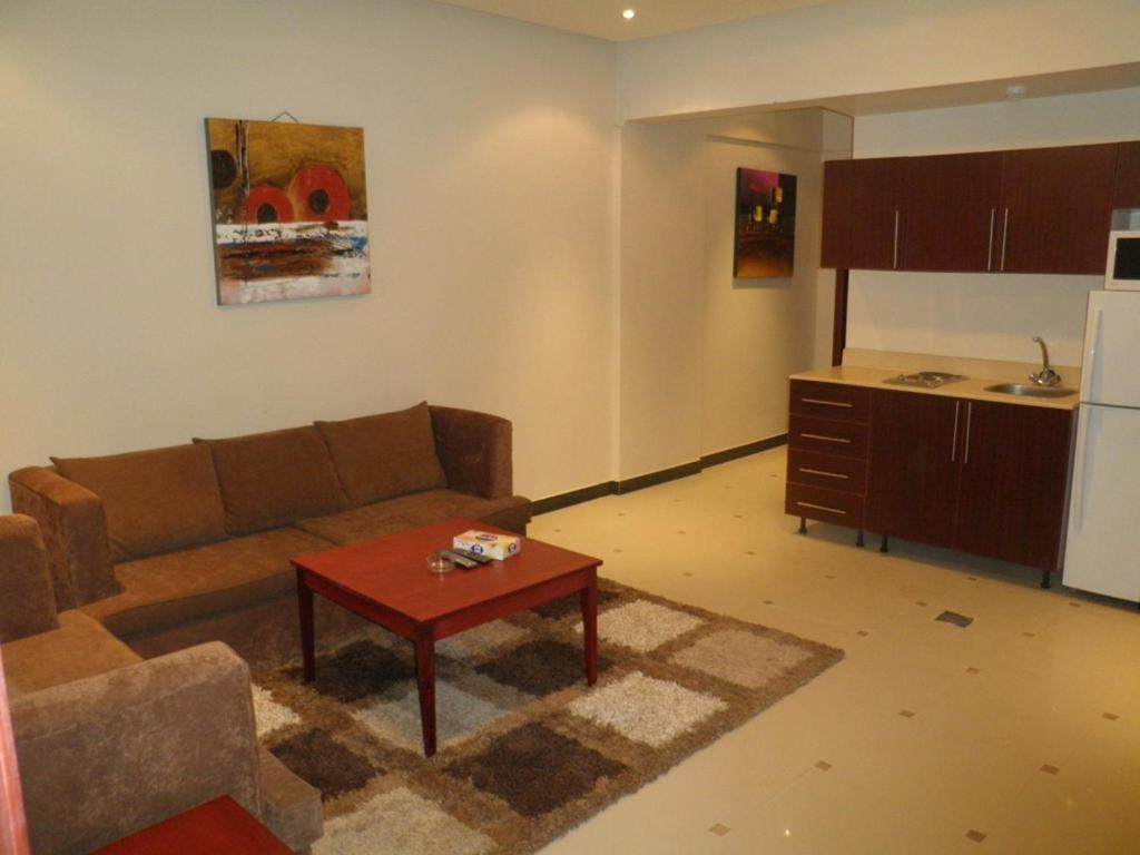 Al Muhaidb Al Nadwa Riyadh Luaran gambar