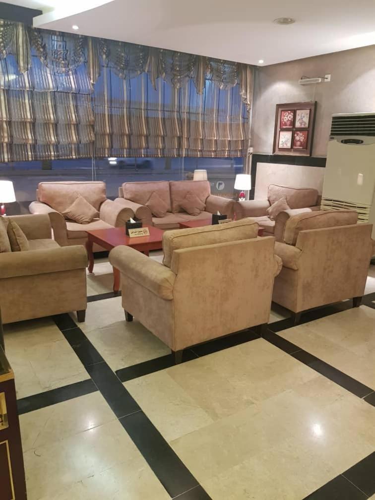 Al Muhaidb Al Nadwa Riyadh Luaran gambar